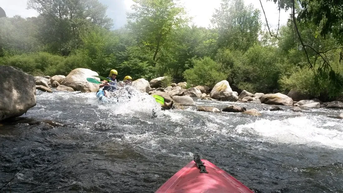 camping-aire-naturelle-domaine-le-peyral-la-salvetat-1ix8q
