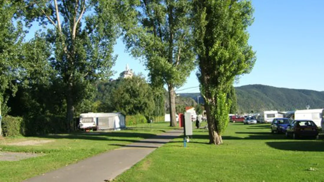 camping-uferwiese-braubach-20apu