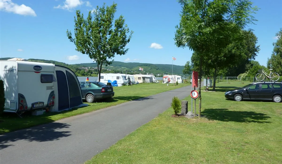 camping-uferwiese-braubach-ij5p9