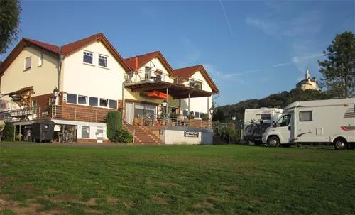 camping-uferwiese-braubach-kzpj7