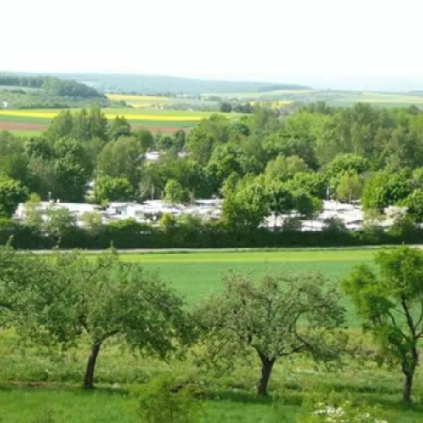 campingplatz-am-badesee-sulzfeld-uuavd