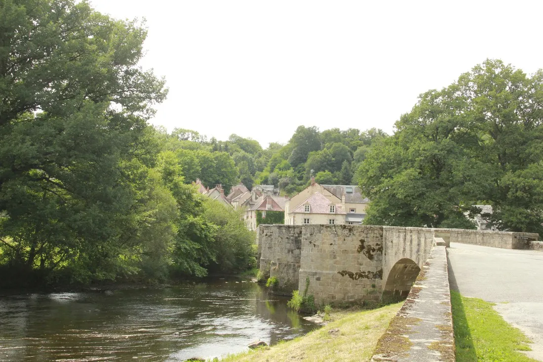 camping-la-perle-st-medard-la-rochette-dibjv