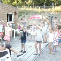 camping-la-perle-st-medard-la-rochette-t1km2