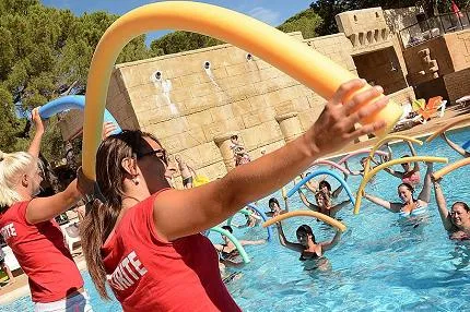 camping-les-cigales-var-thhff