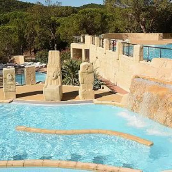 camping-les-cigales-var-umwgc