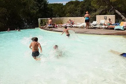 camping-les-cigales-var-uqcsw