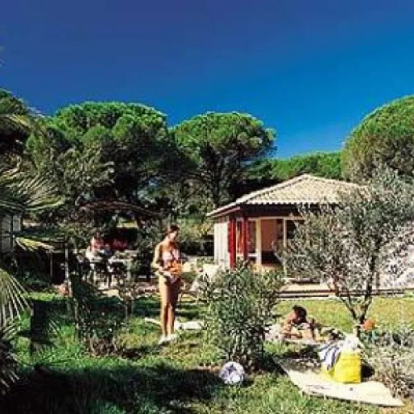camping-les-cigales-var-xwfms