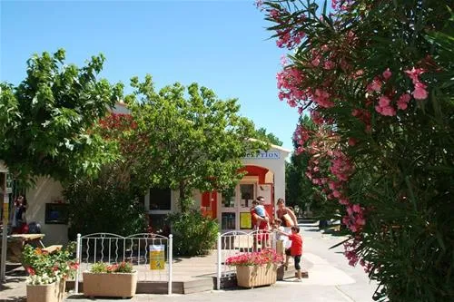 camping-le-clos-virgile-srignan-plage-a2uri