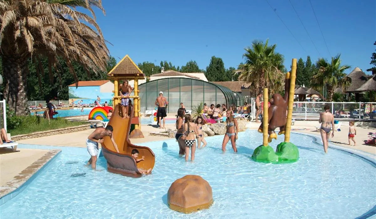 camping-le-clos-virgile-srignan-plage-qwear