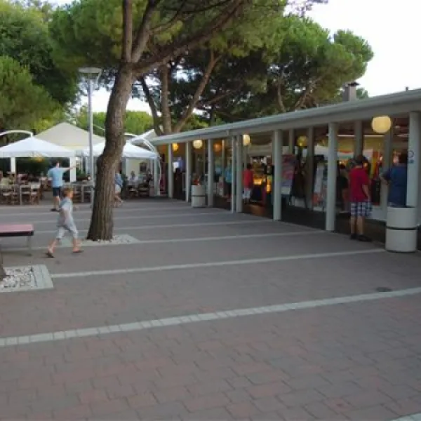 camping-village-garden-paradiso-cavallinotreporti-fdc2q