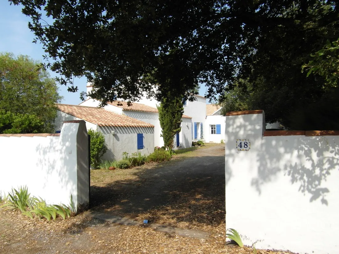 camping-des-roussieres-ile-de-noirmoutier-vuaug