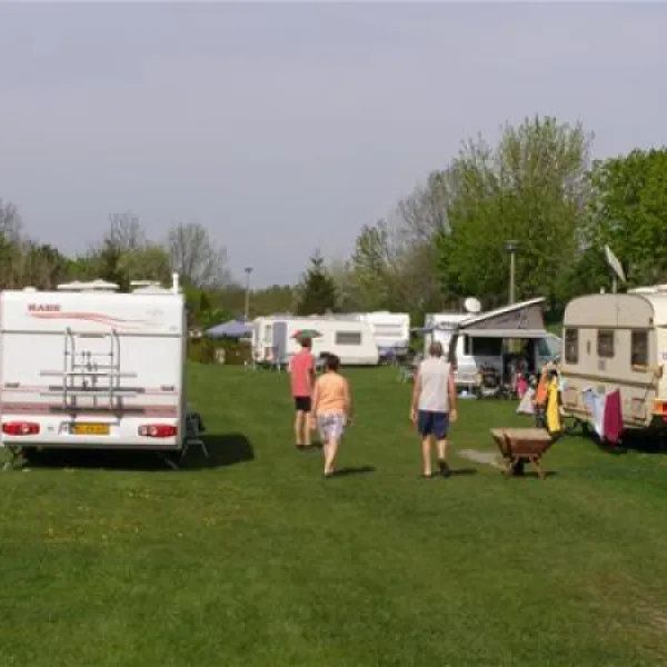 camping-am-see-halberstadt-3u0az