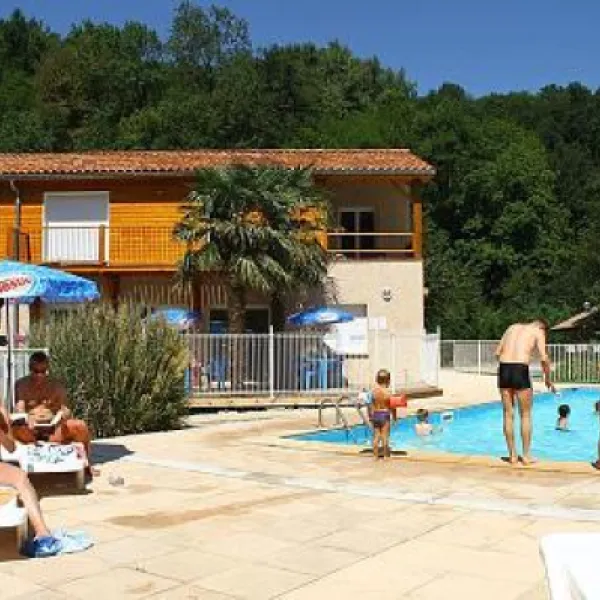 camping-larize-arige-4qjq8
