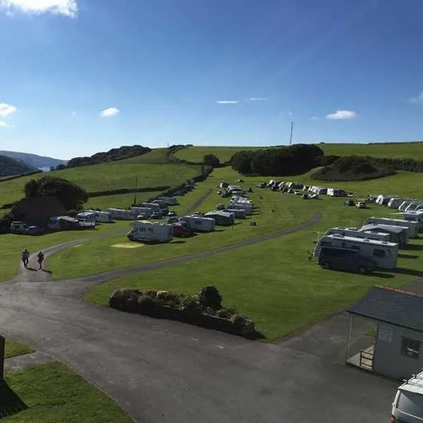 higher-rew-touring-caravan-camping-park-kingsbridge-gnuie