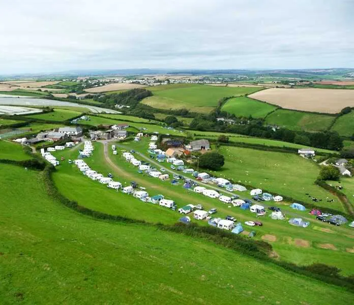 higher-rew-touring-caravan-camping-park-kingsbridge-qzrcl