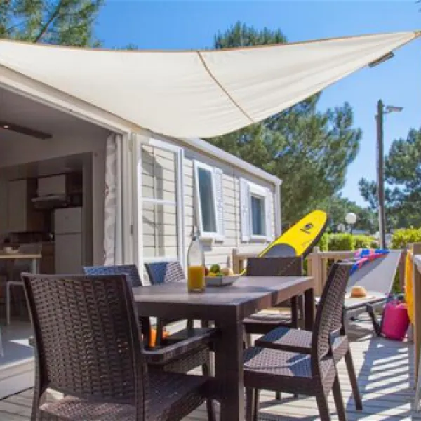 yelloh-village-les-grands-pins-lacanau-ocan-qnmpb