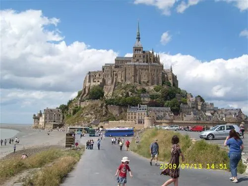 saint-michel-courtils-qq7og