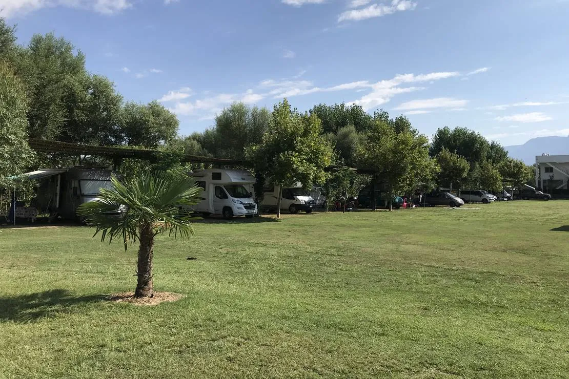 camping-lake-shkodra-resort-albania-grile-vrake-67px9