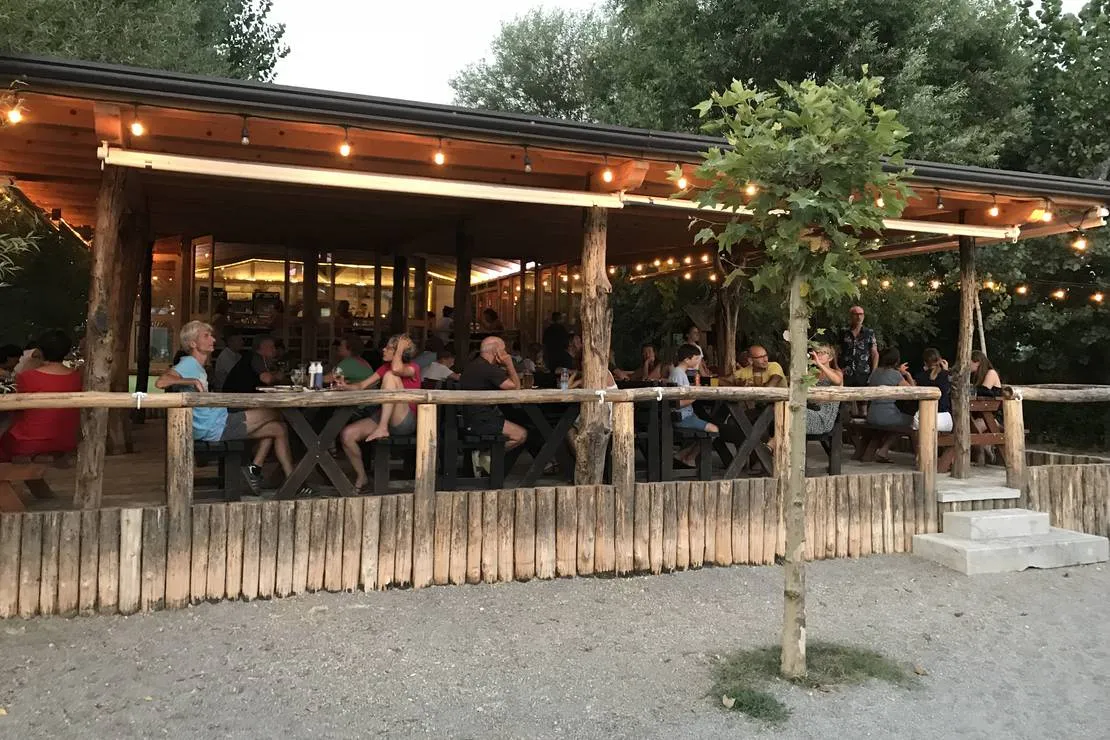 camping-lake-shkodra-resort-albania-grile-vrake-aejqa