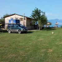 camping-lake-shkodra-resort-albania-grile-vrake-kkuxe