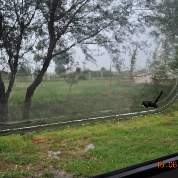 camping-lake-shkodra-resort-albania-grile-vrake-tjpgw