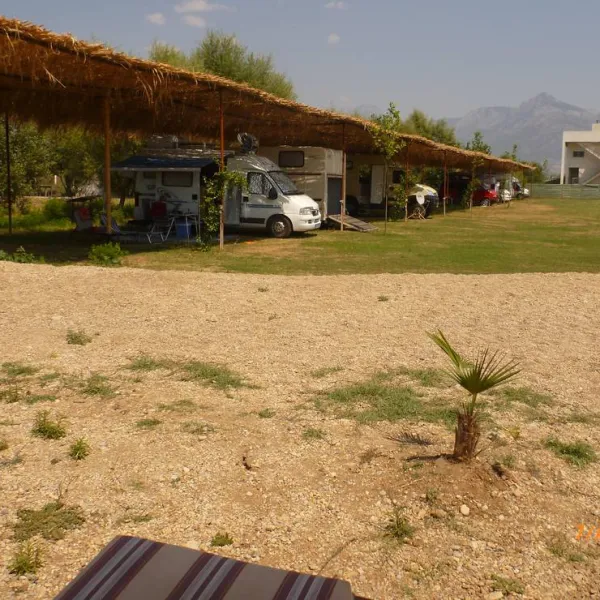 camping-lake-shkodra-resort-albania-grile-vrake-x5tpa