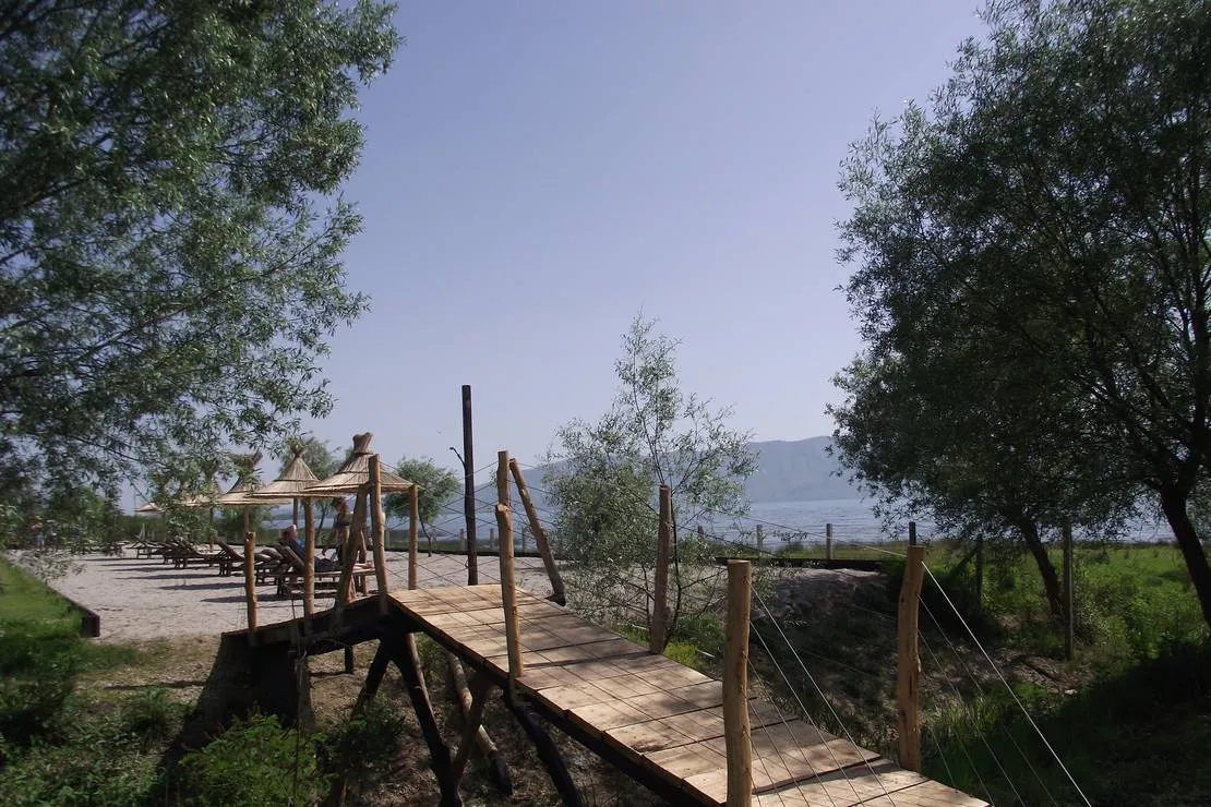camping-lake-shkodra-resort-albania-grile-vrake-zmhfy