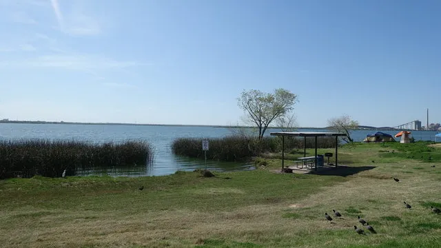 calaveras-lake-park-san-antonio-lhmei