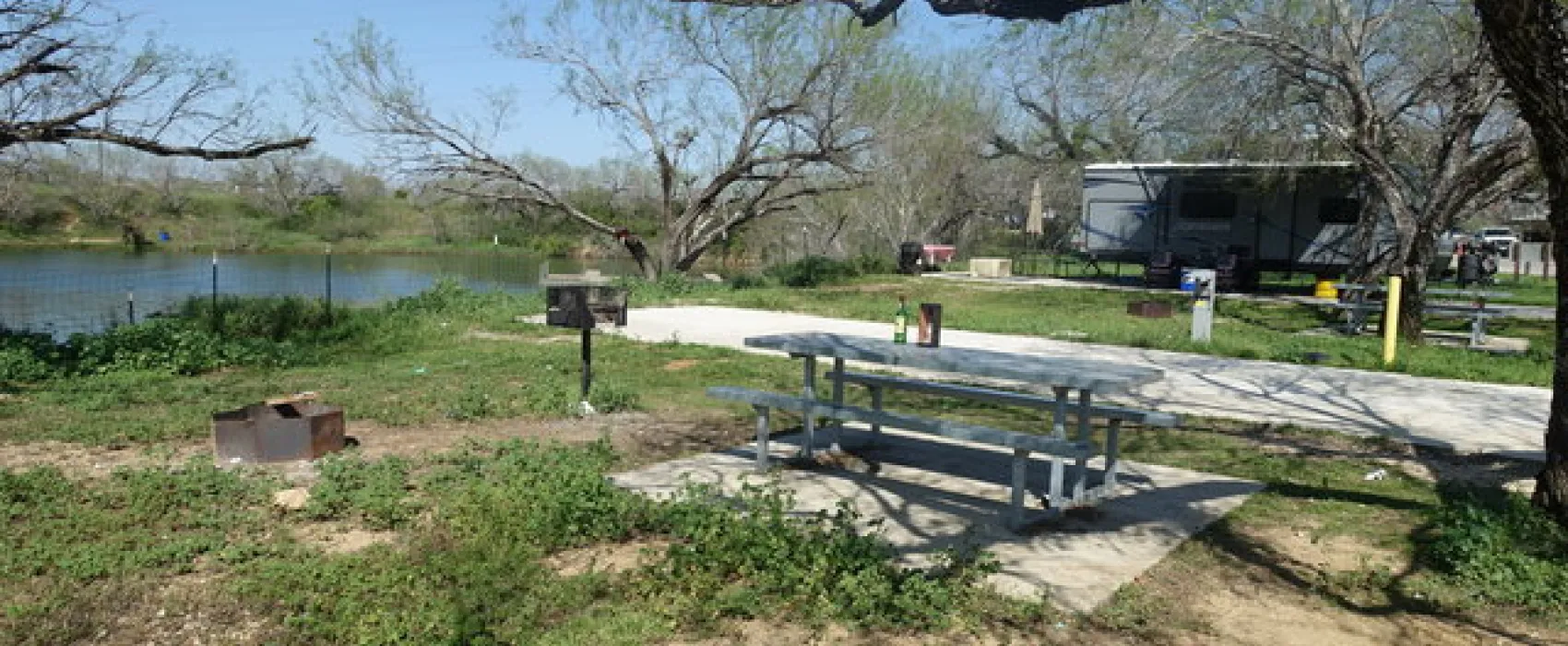 Calaveras Lake Park