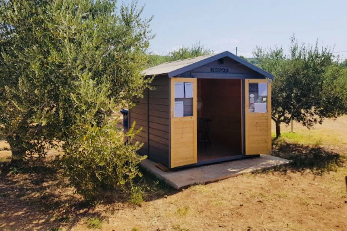 camping-wodenca-rab-pe33l