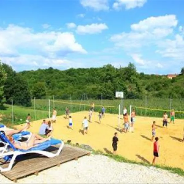 village-vacances-camping-club-la-bouquerie-saint-genies-sppsp