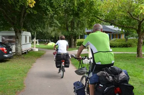 camping-des-halles-decize-gtofq