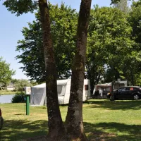camping-des-halles-decize-lsukt
