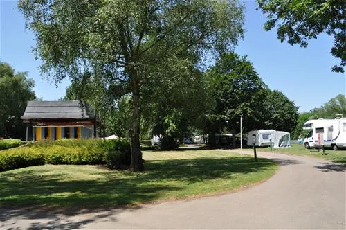 camping-des-halles-decize-w6khv