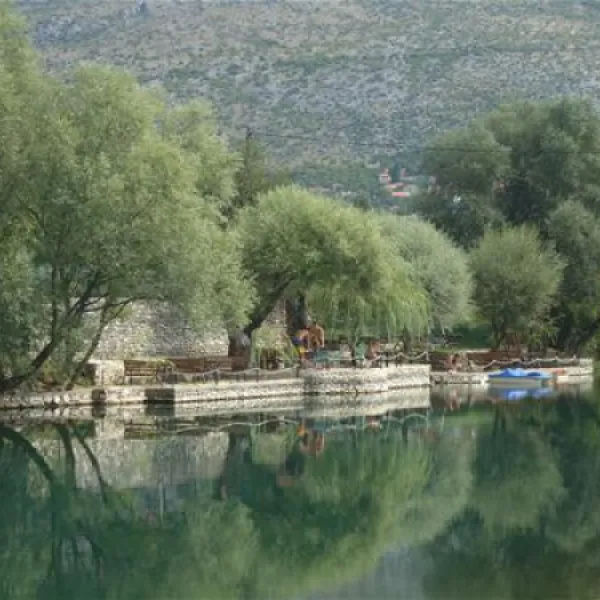 autocamp-blagaj-blagaj-lwg7w