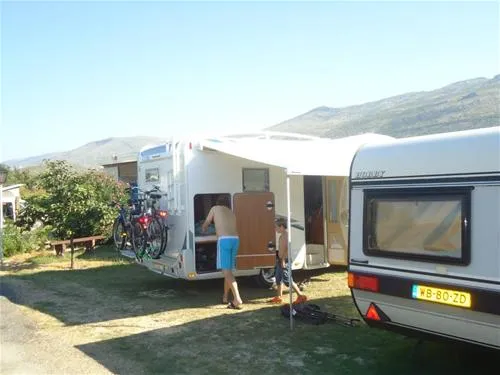 autocamp-blagaj-blagaj-zfbqr