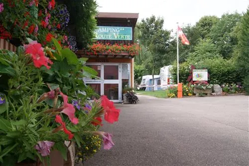 camping-la-route-verte-wihr-au-val-kfnke