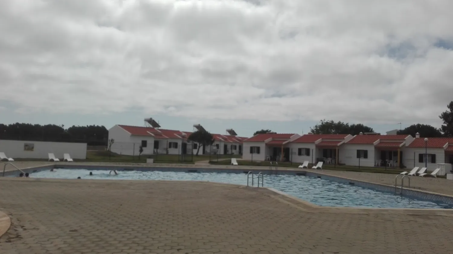 campismo-do-serro-aljezur-gxlku