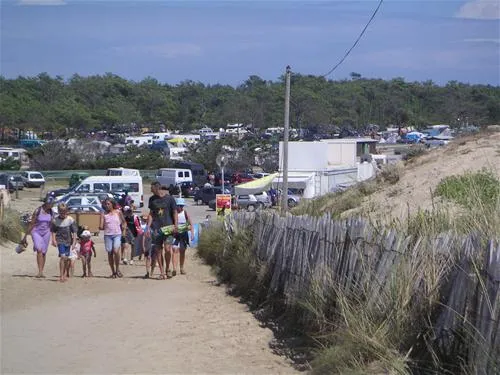 camping-le-pin-sec-naujac-sur-mer-jfq10