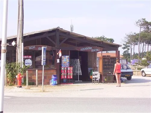 camping-le-pin-sec-naujac-sur-mer-tq5no