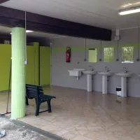 camping-aire-naturelle-le-meyrieux-la-biolle-e4fcv