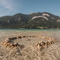 camping-wolfgangsee-birkenstrand-aberseestgilgen-chrch
