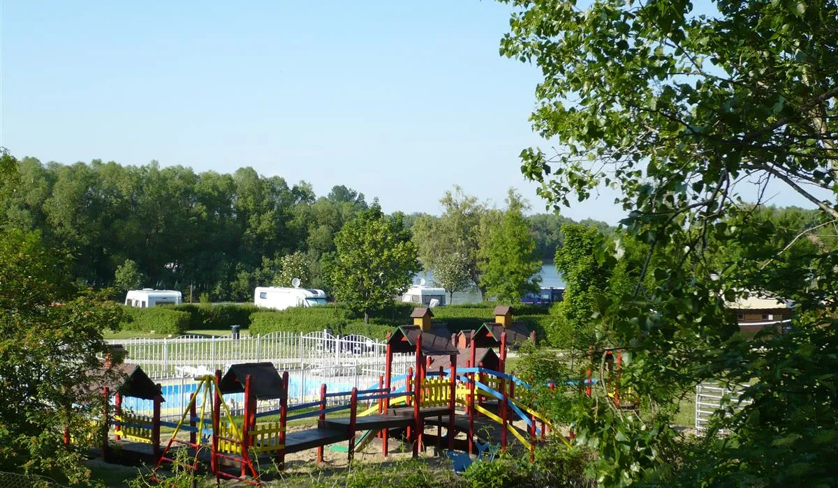 svalereden-camping-hytteby-frederikshavn-fje1t