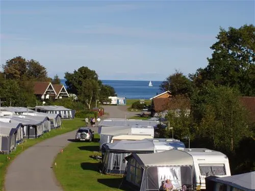 svalereden-camping-hytteby-frederikshavn-vxxsx