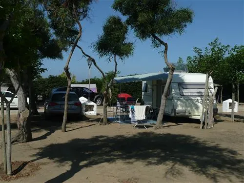 camping-bahia-de-la-plata-zahara-de-los-atunes-nngy0