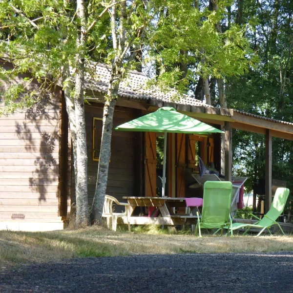 camping-municipal-pres-des-etangs-cassaniouze-cdl9w
