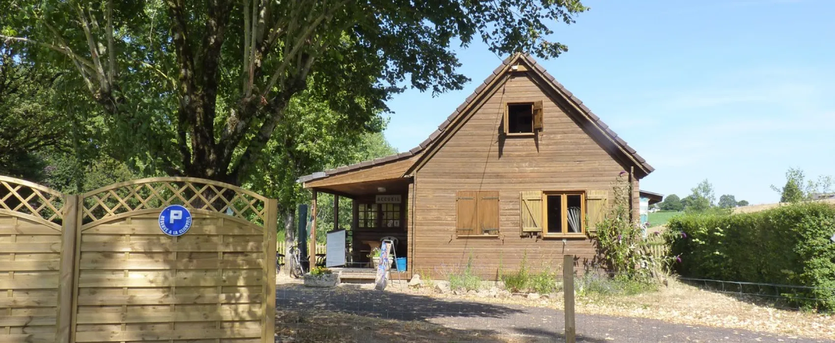 Camping Municipal Pres Des Etangs
