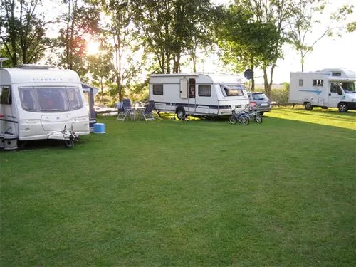 morn-hill-caravan-club-site-winchester-6hzrf