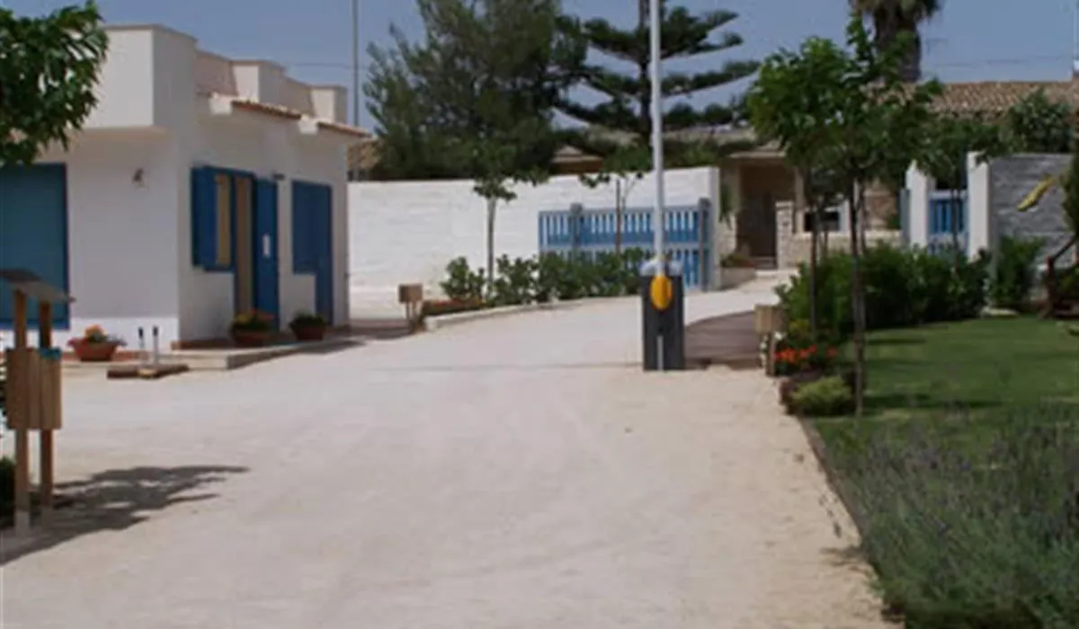 scarabeo-camping-punta-braccetto-pj83d