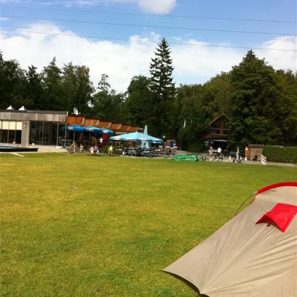 tcs-camping-gampelen-gampelen-4zjj3